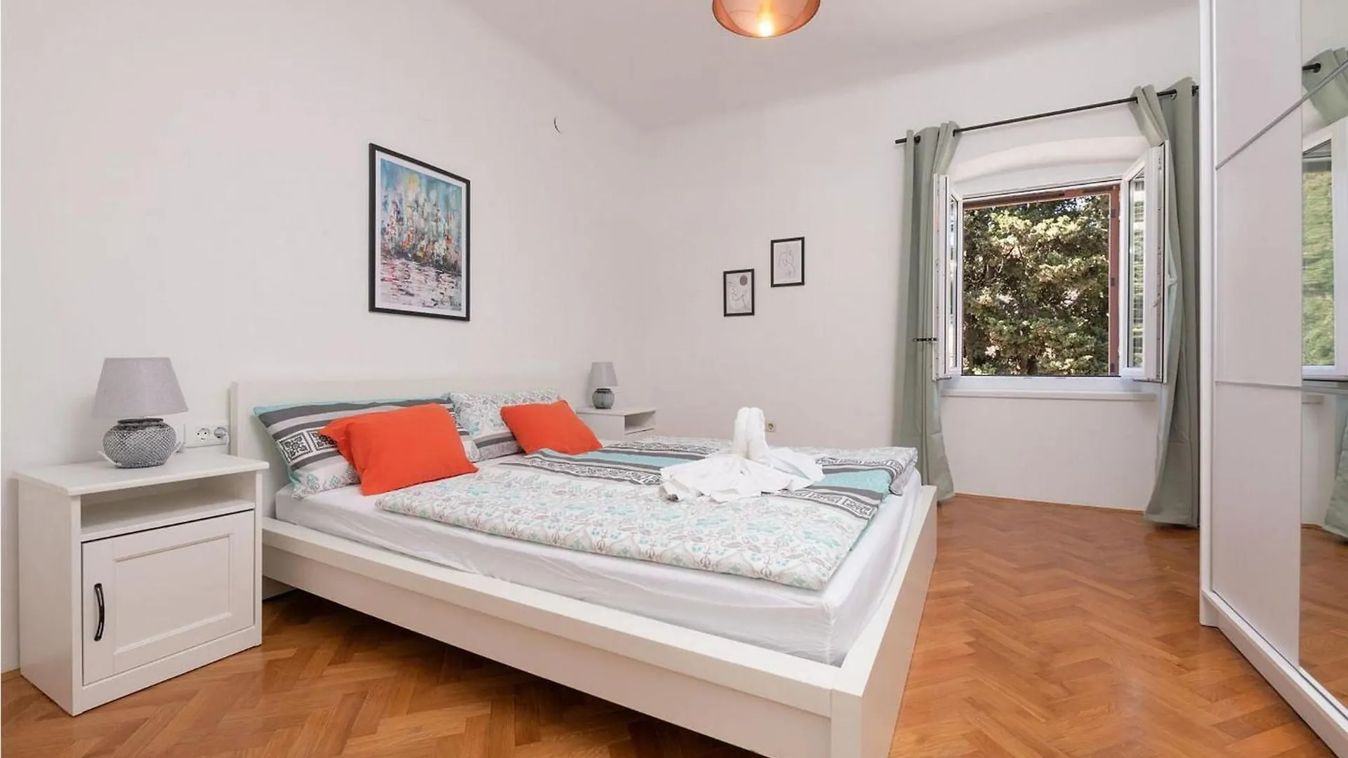 Old Place Apartment Pula